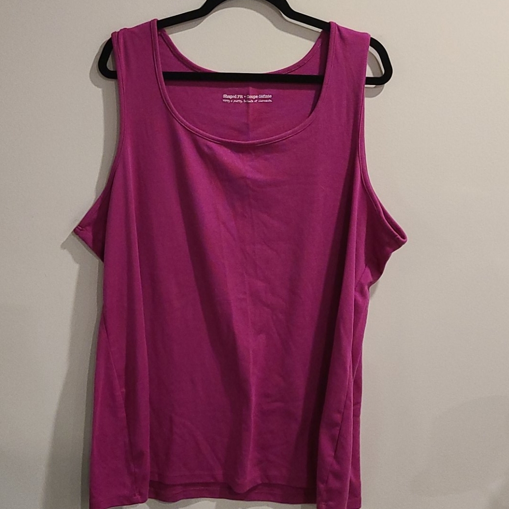 Pennington's fuchsia Shape fit ribbed tank